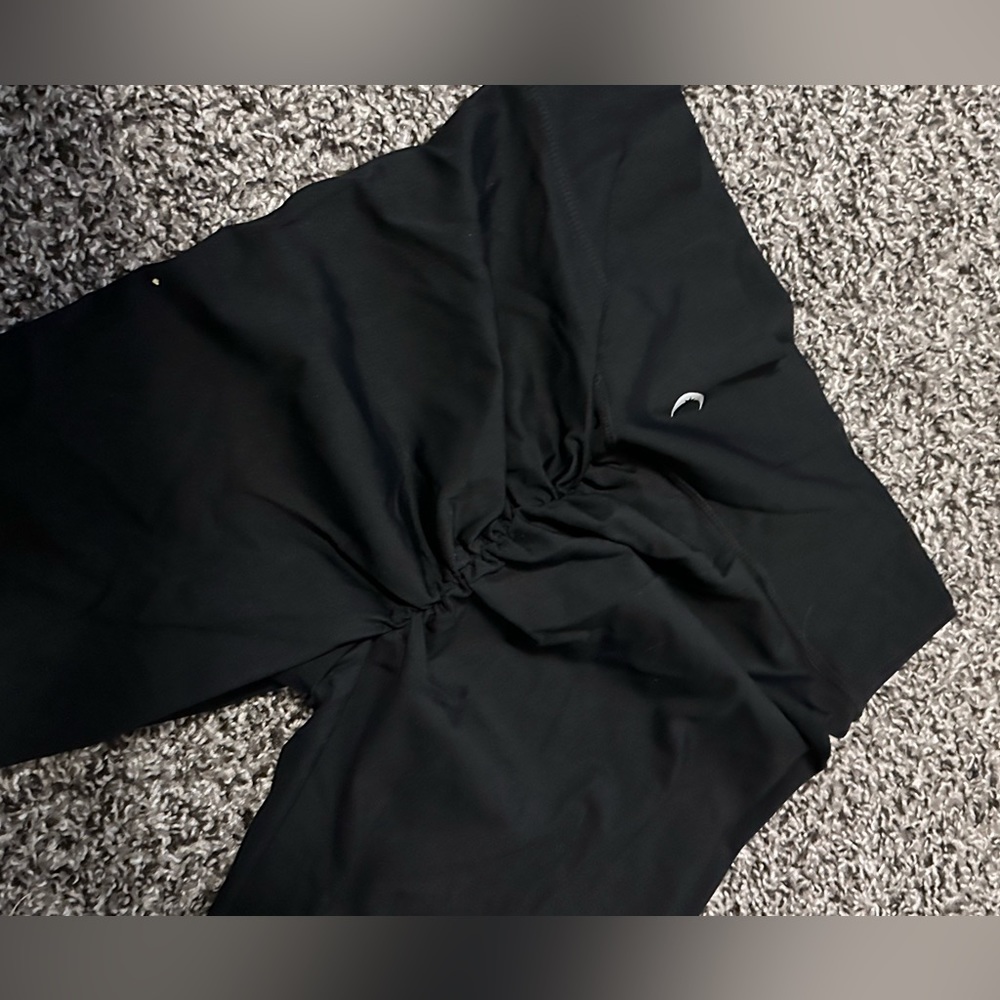 Zyia scrunch leggings